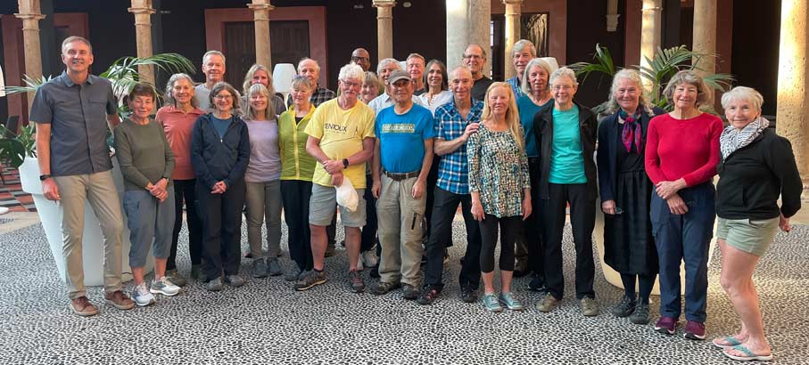 Grupo de ciclistas americanos en El Burgo de Osma (Soria)