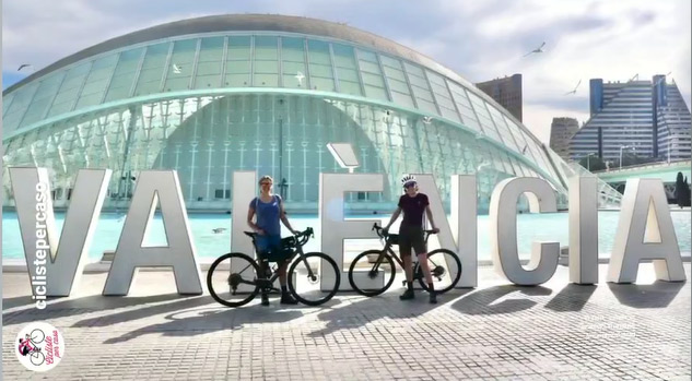 Linda y Silvia, de Cicliste per caso en Valencia (Foto: @ciclistepercaso)