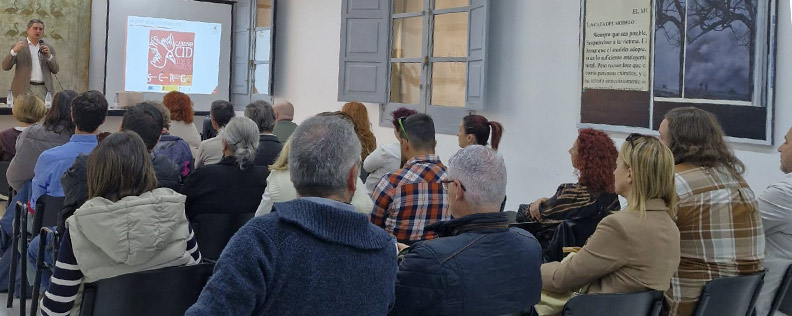 Asistentes a la presentación sobre el Club de Producto del Camino del Cid celebrada hoy en Xàtiva (Valencia)