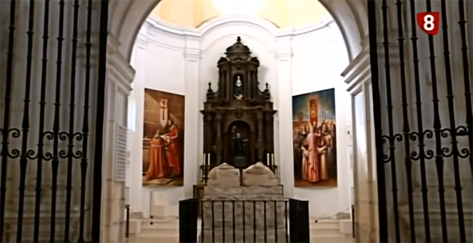 Una imagen del Monasterio de San Pedro de Cardeña del programa Paseos por la provinciaque emite La 8 Burgos