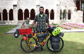 Pablo y Hippie, en el monasterio de San Agustín de Burgos