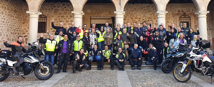 Participantes en el I Rally Mototurístico Camino del Cid