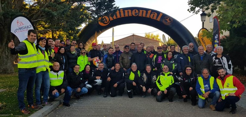 Participantes en el I Rally Mototurstico Camino del Cid