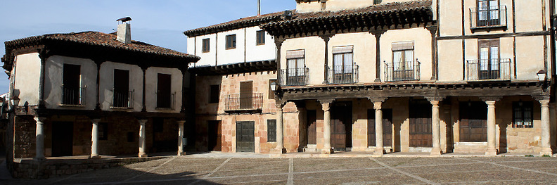 Plaza del trigo, en Atienza, Guadalajara.