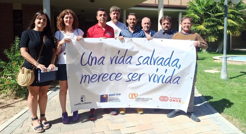 Foto de cierre del reto solidario por el Camino del Cid