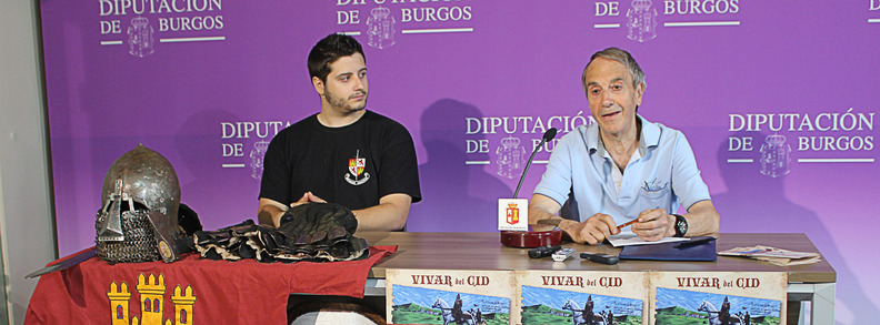 El presidente de la Asociacin Vivar Cuna del Cid, Javier Alonso (dcha.) presenta las Jornadas junto a Javier Gallardo, de Bohurt Castilla