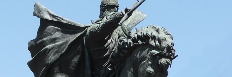 Statue of El Cid, in Burgos.