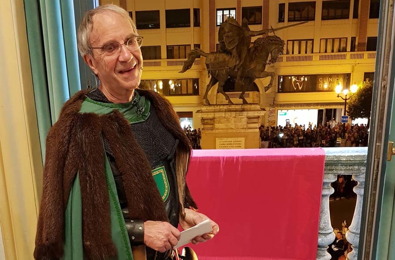 Javier Alonso minutos antes de recoger el premio "Cidiano de  Honor"