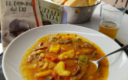 Patatas con robellones en Mora de Rubielos