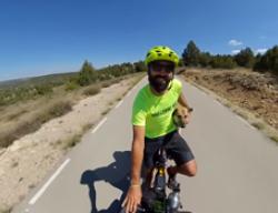 Pablo Calvo (Bikecanine) en el Parque Natural del Alto Tajo, en la provincia de Guadalajara