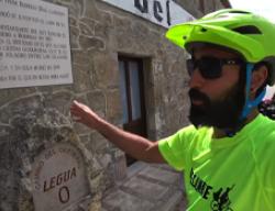 Pablo Calvo (Bikecanine) en Vivar del Cid (Burgos) inicio del Camino del Cid