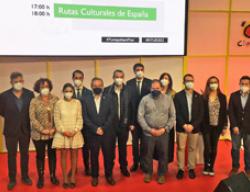 Representantes de los "Cruces de Caminos" de Rutas Culturales de España en la última edición de FITUR