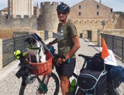 José Enrique Melchor y Ciro en El Burgo de Osma (Soria), en el Camino del Cid