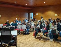 Asistentes a la reunión informativa de Sax (Alicante)