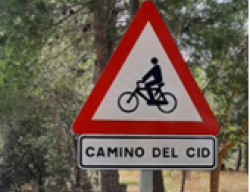 Señal de Tráfico de advertencia paso cicloturistas Camino del Cid