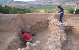 Trabajos en el paraje de La Mora Encantada en Ateca, Zaragoza