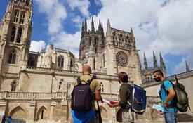 El equipo de "Turismo Rural en el mundo" durante la grabación en Burgos