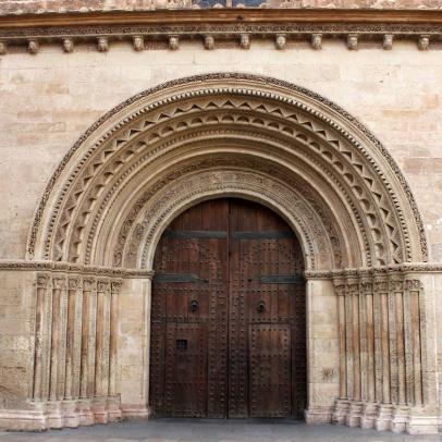 Portada románica del Palau, catedral de Valencia / ALC.