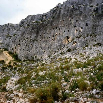 Covetes dels Moros en Bocairent, Valencia / ALC