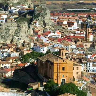 El castillo de la Peña se asienta sobre la iglesia del mismo nombre. Calatayud, Zaragoza / Santiago Cabello.