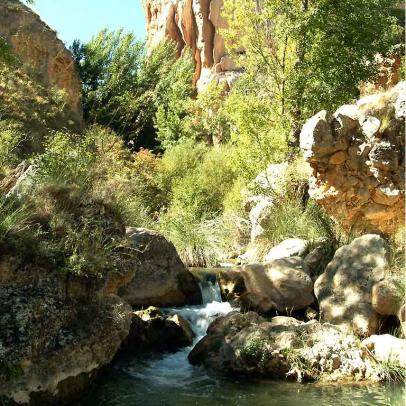 El río Martín a su paso por el pueblo de Martín del Río, en la provincia de Teruel / José Ignacio Gómez Marco.