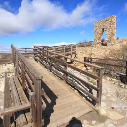 Mirador de Félix Rodríguez de la Fuente en Pelegrina / Oficina de Turismo de Sigüenza (Guadalajara)