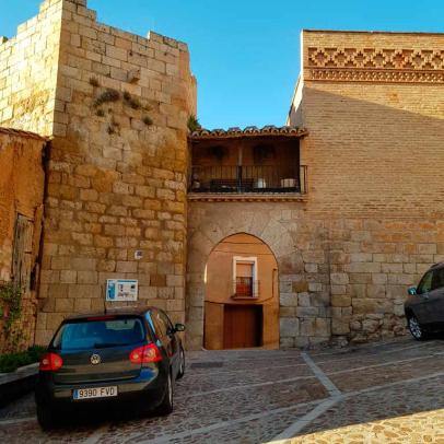 Portal de Valencia. Daroca, Zaragoza / ALC