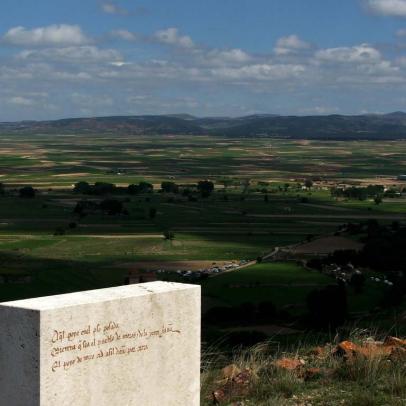 Hito cidiano sobre el valle del Jiloca, en El Poyo del Cid, Teruel / ALC.