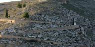 Ancient stone paths, hermitage in Bocairent, province of Valencia / ALC.