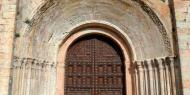 Puerta de la fachada lateral de la catedral de Sigüenza, Guadalajara / ALC