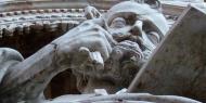 Detalle escultórico de la portada de la iglesia de Santa María. Calatayud, Zaragoza / ALC.