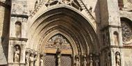 Portada gótica de la iglesia de Santa María La Mayor en Morella, Castellón / ALC.