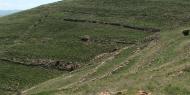 Restos de antiguas construcciones romanas sobre el cerro de El POyo del Cid, Teruel / ALC