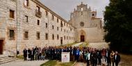 Hace 20 años se constituyó el Consorcio Camino del Cid en este mismo lugar. En la imagen asistentes al Consejo Rector extraordinario celebrado en el Monasterio de San Pedro de Cardeña