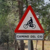 Señal de Tráfico de advertencia paso cicloturistas Camino del Cid