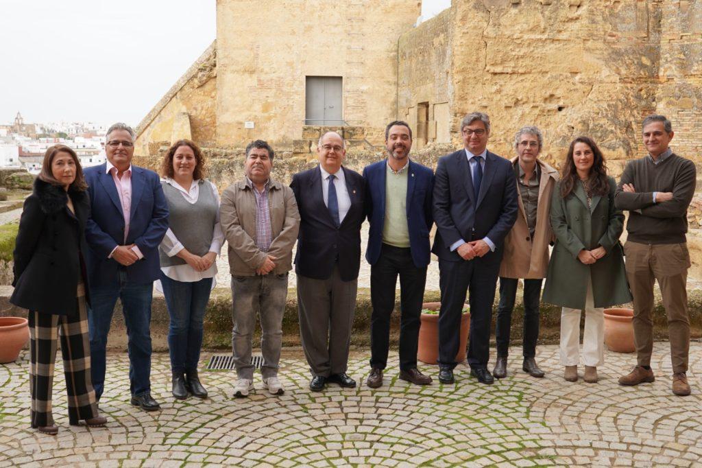 Representantes y técnicos de Rutas Culturales de España, en Carmona.